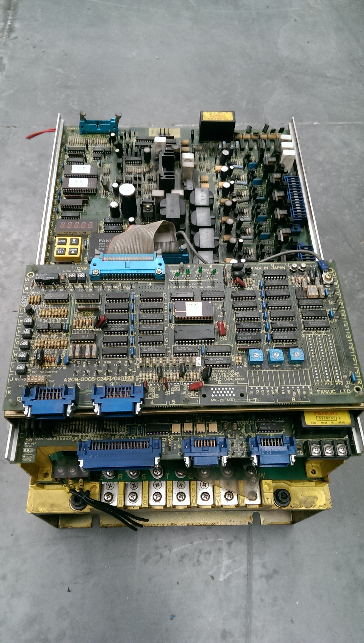 AC Spindle Servo Unit 