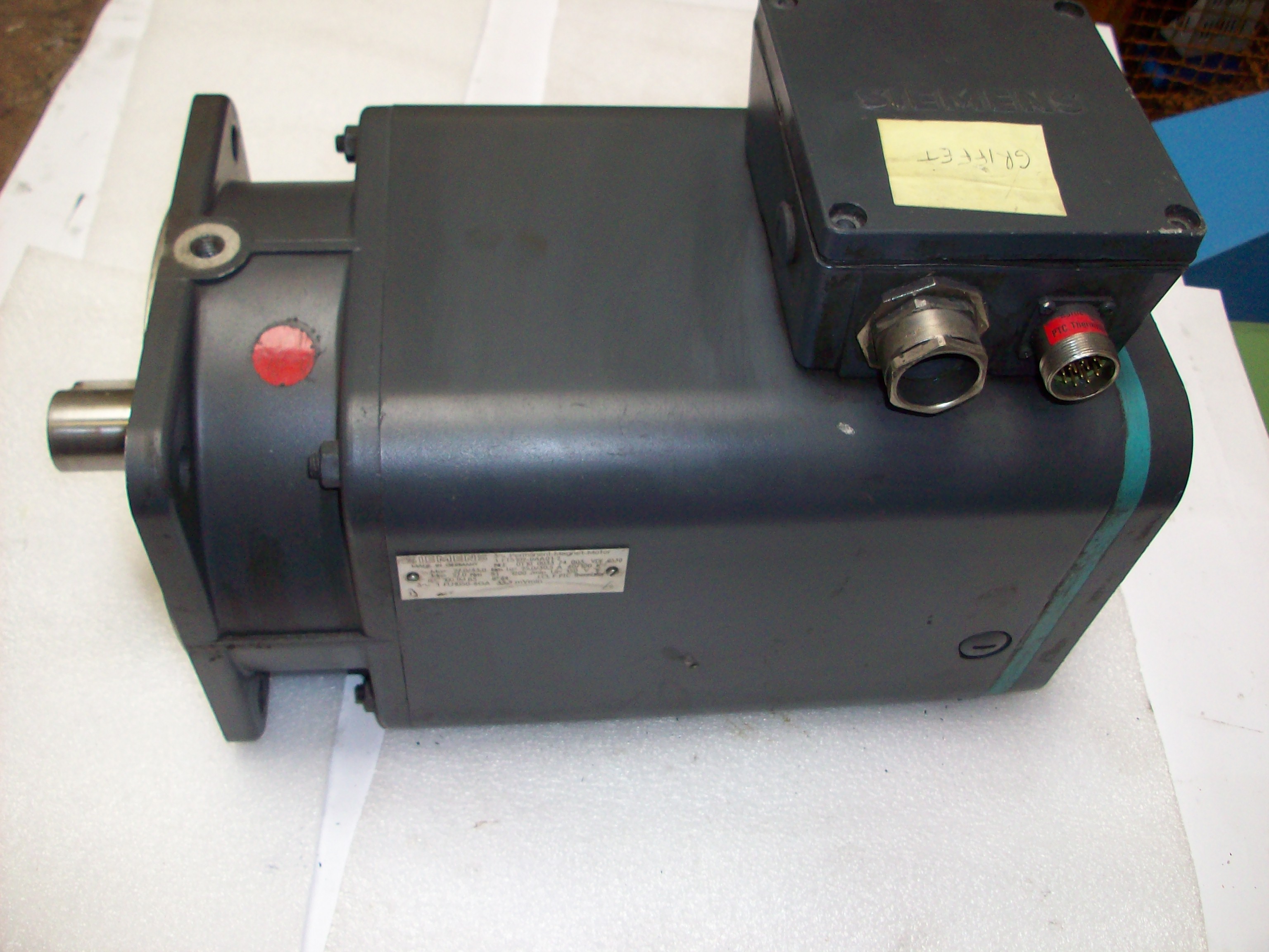 Siemens Moteur 1FT5102-0AA01-2