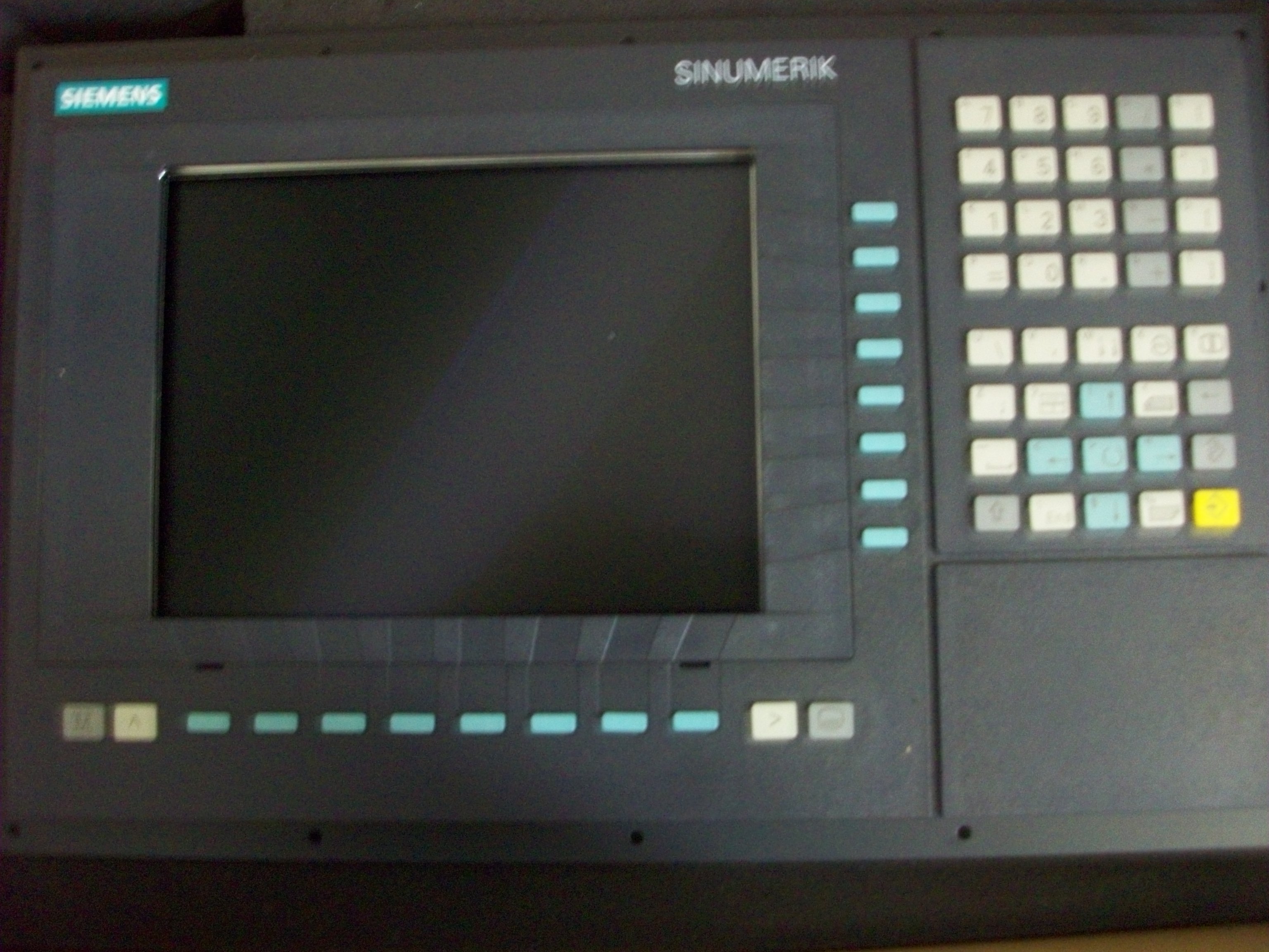 Panel Sinumerik 840D Siemens 6FC5203-0AB11-0AA2